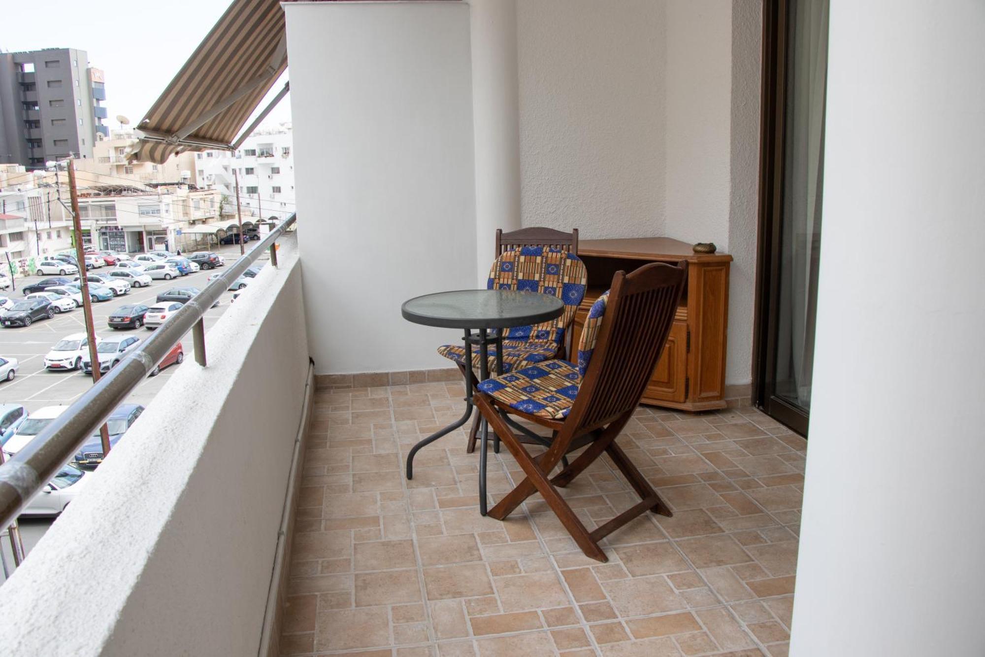 Apartment,Near The Beach Pinikoudes Ларнака Экстерьер фото